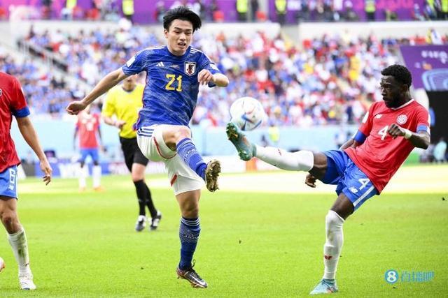 旗手高高举 旗手高高举